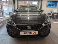 Grau Gebraucht 2022 Seat Leon Style Limousine | 22.990 € (Fairer Preis)