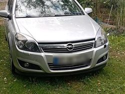 Silber Gebraucht 2009 Opel Astra Kombi | 1.100 € (Superpreis)