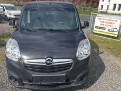 Schwarz Gebraucht 2012 Opel Combo Edition Van / Kleinbus | 7.999 €