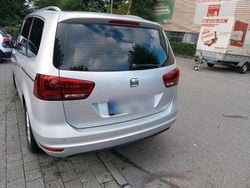 Silber Gebraucht 2016 Seat Alhambra Van / Kleinbus | 16.000 € (Guter Preis)