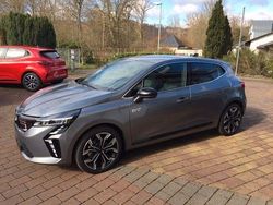 Grau Neu 2025 Mitsubishi Colt Plus Limousine | 26.600 € (Etwas zu teuer)