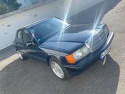 Blau Gebraucht 1992 Mercedes 190 Limousine | 17.888 €