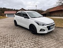 Weiß Gebraucht 2019 Hyundai i20 YES! Kleinwagen | 11.990 € (Fairer Preis)