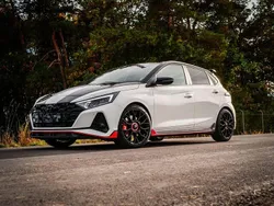 Weiß Gebraucht 2022 Hyundai i20 N Performance Kleinwagen | 24.999 € (Fairer Preis)