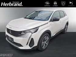 Weiss Gebraucht 2022 Peugeot 3008 Allure SUV | 27.990 € (Etwas zu teuer)