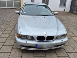 Silber Gebraucht 2001 BMW 520 Limousine | 1.850 € (Superpreis)
