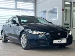 Blau Gebraucht 2016 Jaguar XE Pure Limousine | 16.990 € (Guter Preis)