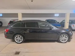 Schwarz Gebraucht 2018 Skoda Superb Kombi | 18.200 € (Fairer Preis)