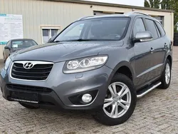 Grau Gebraucht 2011 Hyundai Santa Fe Premium SUV | 9.500 € (Fairer Preis)