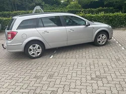 Silber Gebraucht 2010 Opel Astra Kombi | 1.750 € (Superpreis)