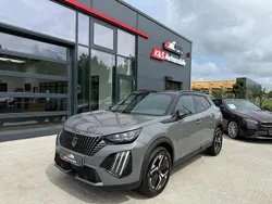 Grau Gebraucht 2024 Peugeot 2008 GT SUV | 22.290 € (Fairer Preis)
