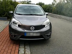 Grau Gebraucht 2014 Nissan Note Van / Kleinbus | 5.000 € (Fairer Preis)