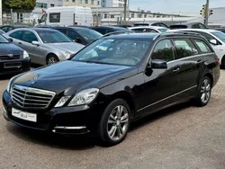 Designomokkaschwarz lackierung (metallic) Gebraucht 2010 Mercedes E350 Kombi | 10.299 € (Fairer Preis)