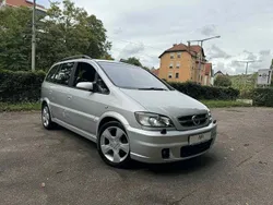 Silber Gebraucht 2004 Opel Zafira Edition Van / Kleinbus | 3.850 € (Etwas zu teuer)
