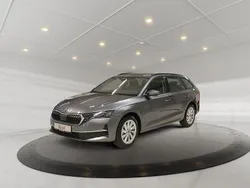 Grau Neu 2025 Skoda Octavia Selection Kombi | 44.070 €