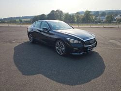 Schwarz Gebraucht 2016 Infiniti Q50 Sport Tech Limousine | 21.399 € (Fairer Preis)