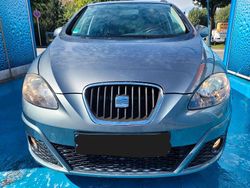 Grau Gebraucht 2014 Seat Altea XL 4You Van / Kleinbus | 7.550 € (Fairer Preis)