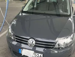 Grau Gebraucht 2020 VW Sharan Match Van / Kleinbus | 26.000 €