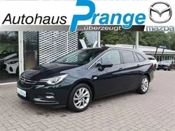 Grün Gebraucht 2018 Opel Astra Innovation Kombi | 12.985 € (Fairer Preis)