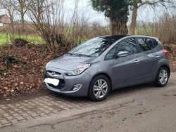 Grau Gebraucht 2012 Hyundai ix20 Comfort Kleinwagen | 8.800 € (Fairer Preis)