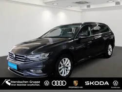 Grau Gebraucht 2023 VW Passat Business Kombi | 27.470 € (Fairer Preis)