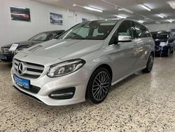 Polarsilber metalliclack Gebraucht 2018 Mercedes 180 Style Limousine | 17.700 € (Fairer Preis)