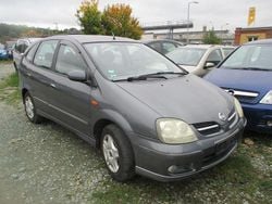 Grau Gebraucht 2005 Nissan Almera Tino Acenta Van / Kleinbus | 899 € (Superpreis)
