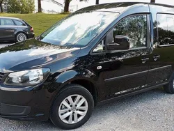 Schwarz Gebraucht 2012 VW Caddy Comfortline Van / Kleinbus | 5.300 € (Fairer Preis)
