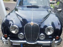 Blau Gebraucht 1967 Jaguar MK II Limousine | 18.400 €