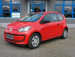 Rot Gebraucht 2015 VW up! take up! Kleinwagen | 6.250 € (Fairer Preis)