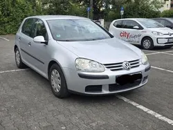 Silber Gebraucht 2005 VW Golf V Kleinwagen | 1.790 € (Fairer Preis)