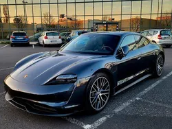 Grau Gebraucht 2022 Porsche Taycan Performance Package Limousine | 62.500 € (Fairer Preis)