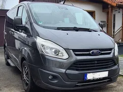 Grau Gebraucht 2016 Ford Tourneo Custom Titanium Van / Kleinbus | 26.500 € (Fairer Preis)