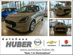 Beige Neu 2025 Suzuki Swift Comfort Kleinwagen | 18.995 €
