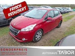 Lackierung rot rubi/metallicl Gebraucht 2014 Peugeot 208 Allure Kleinwagen | 4.385 € (Superpreis)