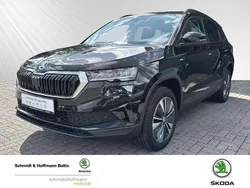 Schwarzmagic perleffekt Gebraucht 2023 Skoda Karoq Tour SUV | 25.680 € (Fairer Preis)