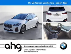 Weiß Gebraucht 2024 BMW 220 Active Tourer M Sport Van / Kleinbus | 35.860 € (Etwas zu teuer)