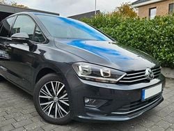 Grau Gebraucht 2016 VW Golf Sportsvan Allstar Van / Kleinbus | 8.999 € (Guter Preis)