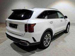 Weiß Gebraucht 2023 Kia Sorento Platinum SUV | 45.790 € (Etwas zu teuer)