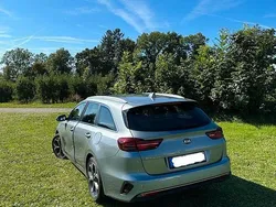 Silber Gebraucht 2018 Kia Ceed Sportswagon Spirit Kombi | 14.700 € (Fairer Preis)