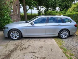 Grau Gebraucht 2014 BMW 520 Kombi | 15.000 € (Fairer Preis)