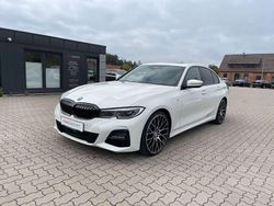 Alpinweiss iii Gebraucht 2020 BMW 320e M Sport Limousine | 26.900 € (Fairer Preis)