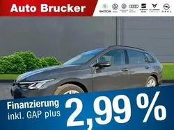 Grau Gebraucht 2022 VW Golf VIII Life Kombi | 19.670 € (Guter Preis)