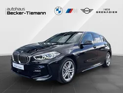 Saphirschwarz Gebraucht 2022 BMW 120 M Sport Kleinwagen | 28.997 € (Fairer Preis)