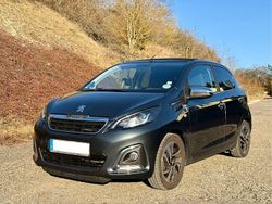 Grau Gebraucht 2015 Peugeot 108 Allure Kleinwagen | 6.750 € (Fairer Preis)