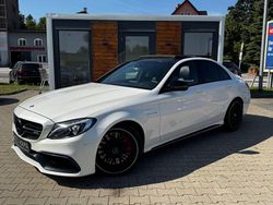 Weiß Gebraucht 2017 Mercedes C63S AMG AMG Limousine | 33.790 € (Fairer Preis)