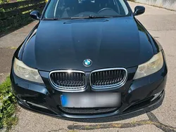 Schwarz Gebraucht 2009 BMW 320 Kombi | 3.900 € (Fairer Preis)