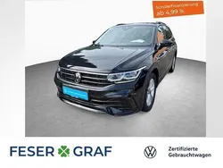 Deep black perleffekt Gebraucht 2024 VW Tiguan Allspace R-line SUV | 45.440 € (Fairer Preis)