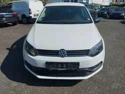 Weiß Gebraucht 2014 VW Polo Trendline | 3.700 € (Guter Preis)