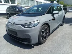 Grau Gebraucht 2021 VW ID.3 Pro Kleinwagen | 21.999 € (Etwas zu teuer)